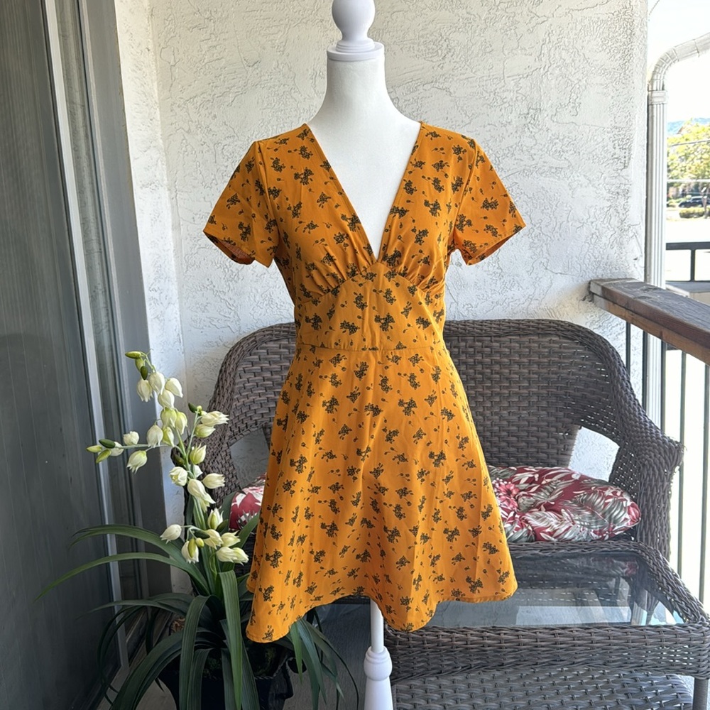 Zaful Floral V Neck A Line Mini Short Sleeves Dress Golden Yellow Dress …